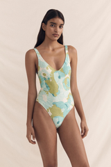 Scoop One Piece