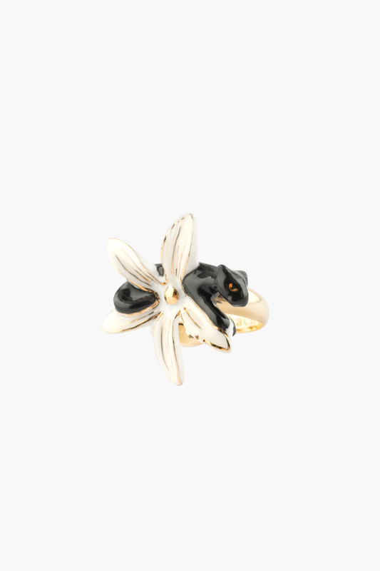 White Erine Flower & Panther Ring