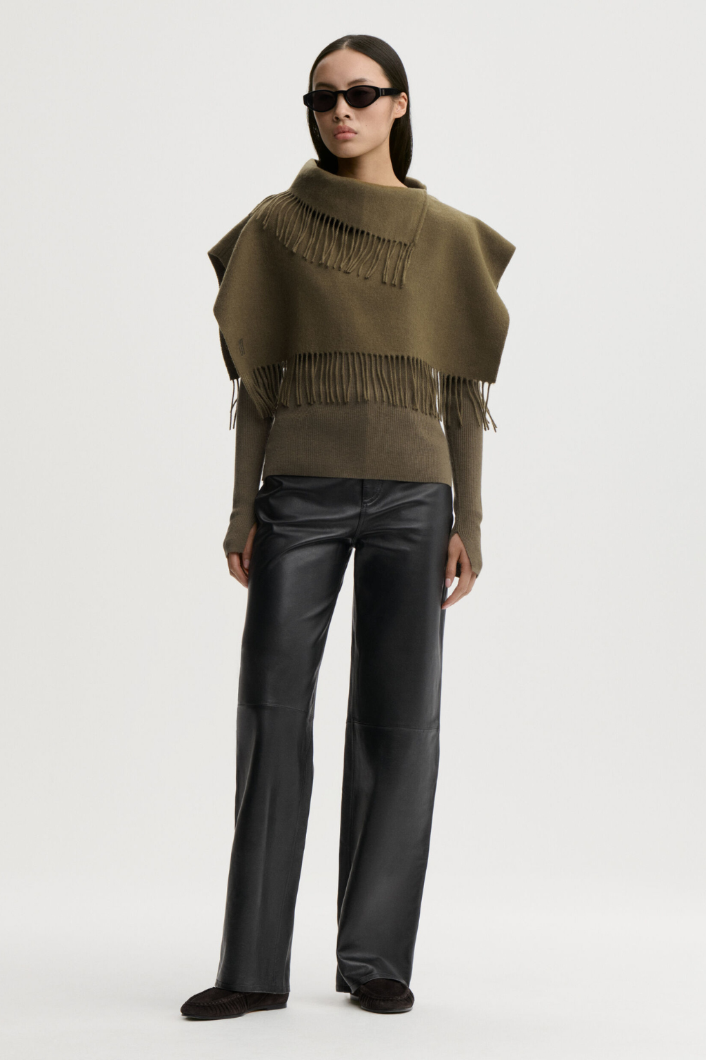 Turtla Wool Bib