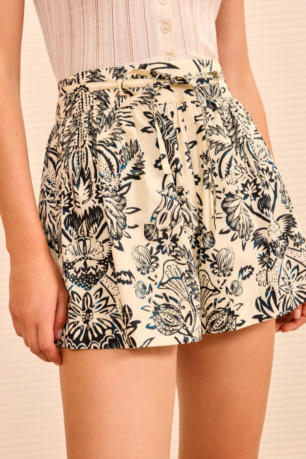 Rowan Belted Short