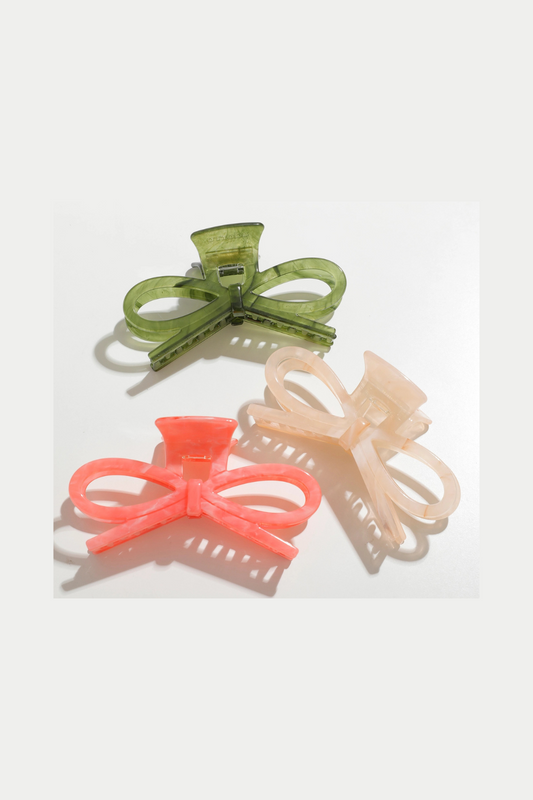 Remi Spring Wide Bow Claw Clip